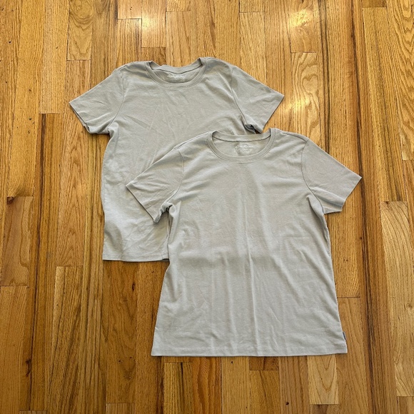 Lot of Two (2) EDDIE BAUER WOMENS BEIGE TEE short sleeve crew T-SHIRTS 2XL - Picture 1 of 4
